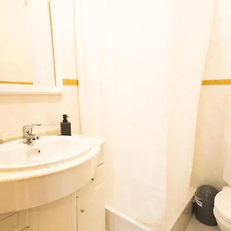 Apart Surfal T2 - Free Wi Fi - 800m Falésia Beach Appartement
